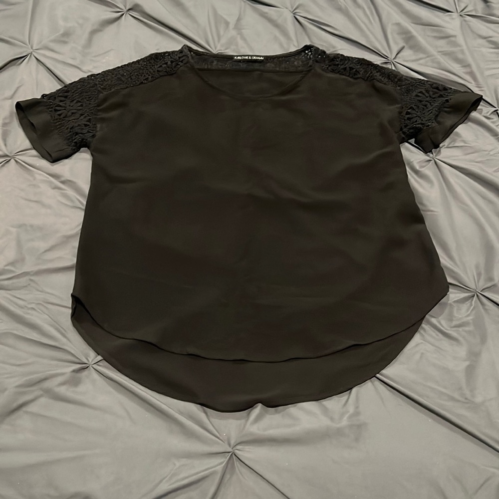 Pre loved black dressy top!